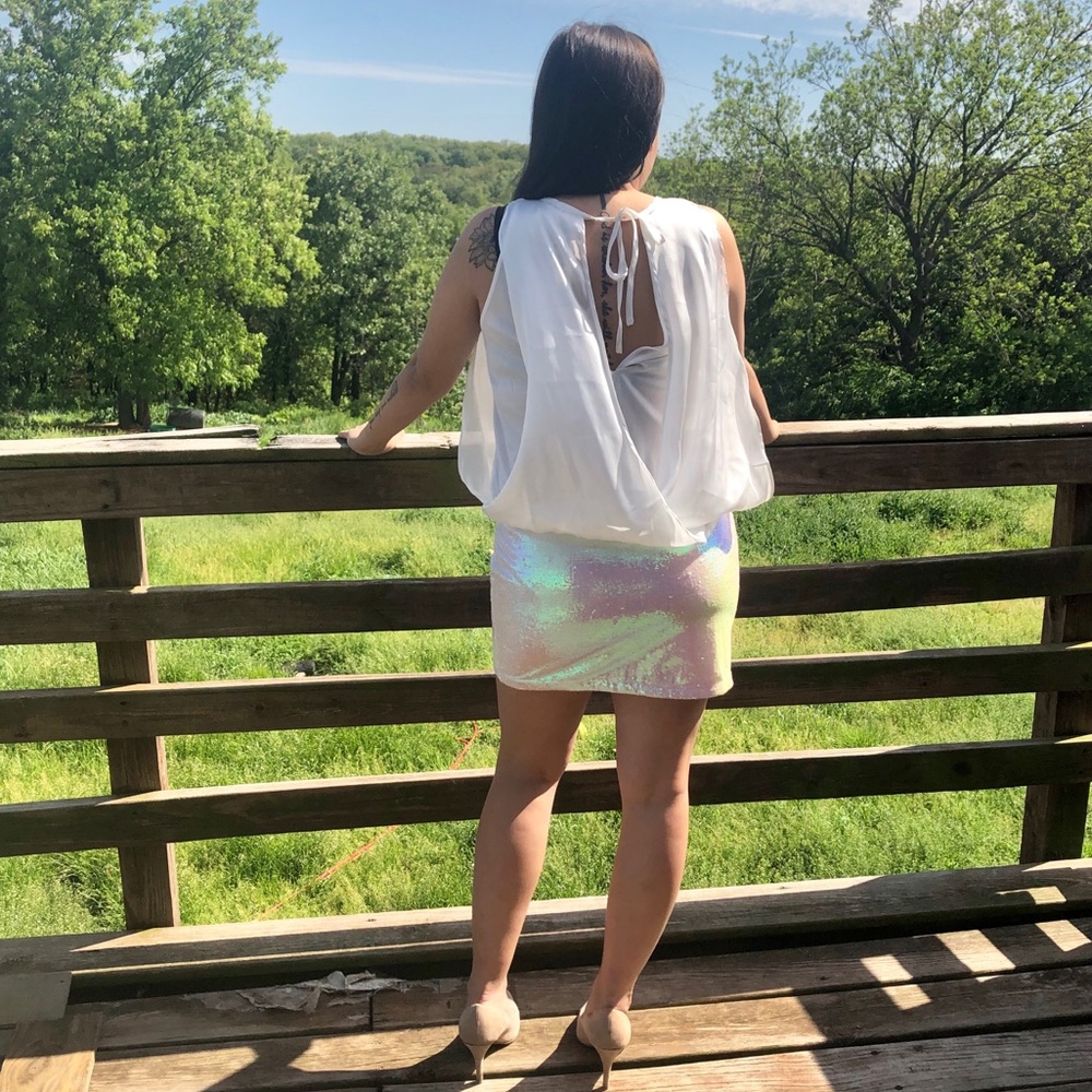 🚨All 3 for 1 🚨Dresses White & Black Dresses - Picture 6 of 8
